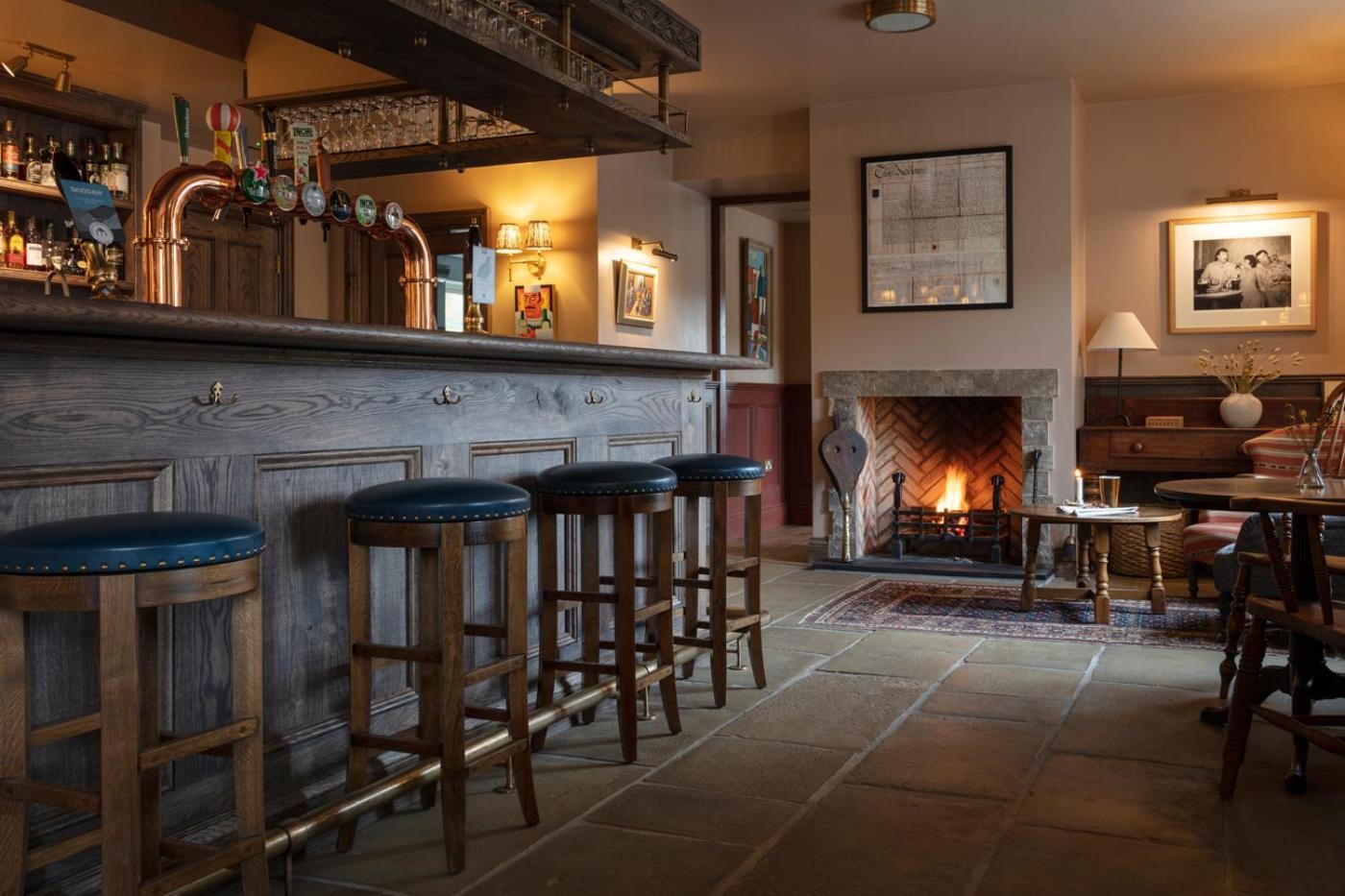 The Kirkstyle Inn & Sportsman Rest Knarsdale Buitenkant foto
